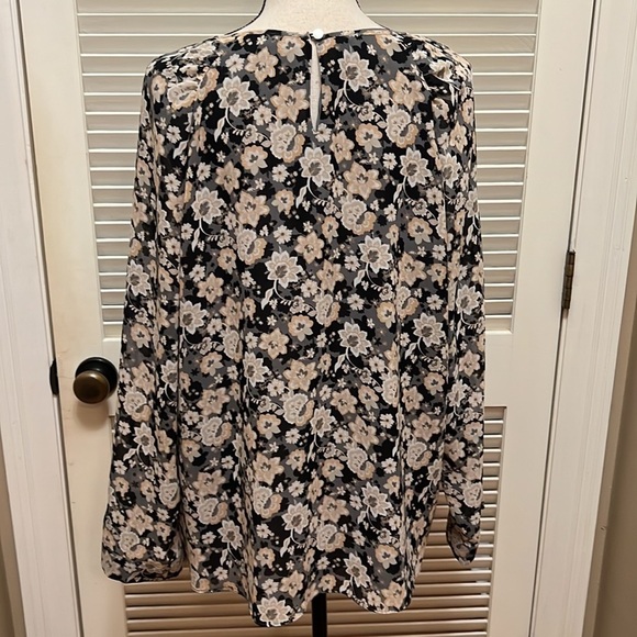 20. Calvin Klein Multi-Media Print Blouse in Grey and Black and Tan - Picture 8 of 15